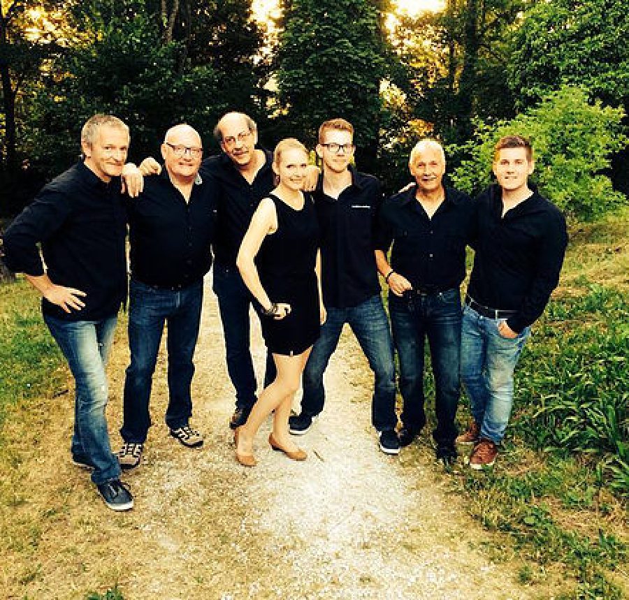 Die Band „The Roxx“ spielt am Montag, 31.7.17 auf dem Jakobstag 2017 - dem einzigen Zunftweinfest in Deutschland.
