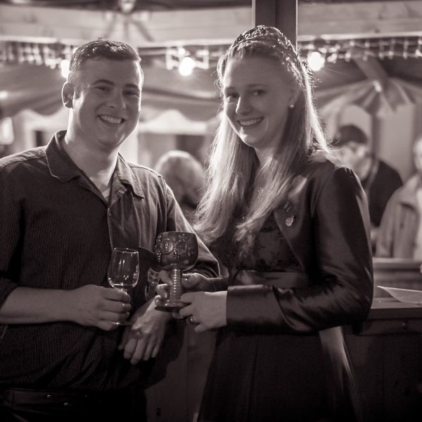 Ein Weinfest mit der Zunft der Stadtschröter Traben-Trarbach und Laura I. - Stadtweinkönigin 2017/2018.